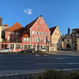  Bed & Breakfast Gasthof Zum Goldenen Schiff - Lehm, Stil & Altstadtflair