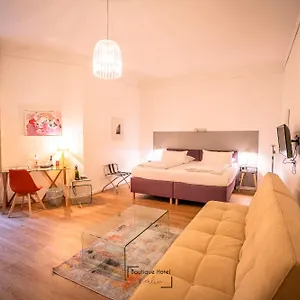 hotel-alexander-beim-kurfurstendamm.find-berlin-hotels.com/